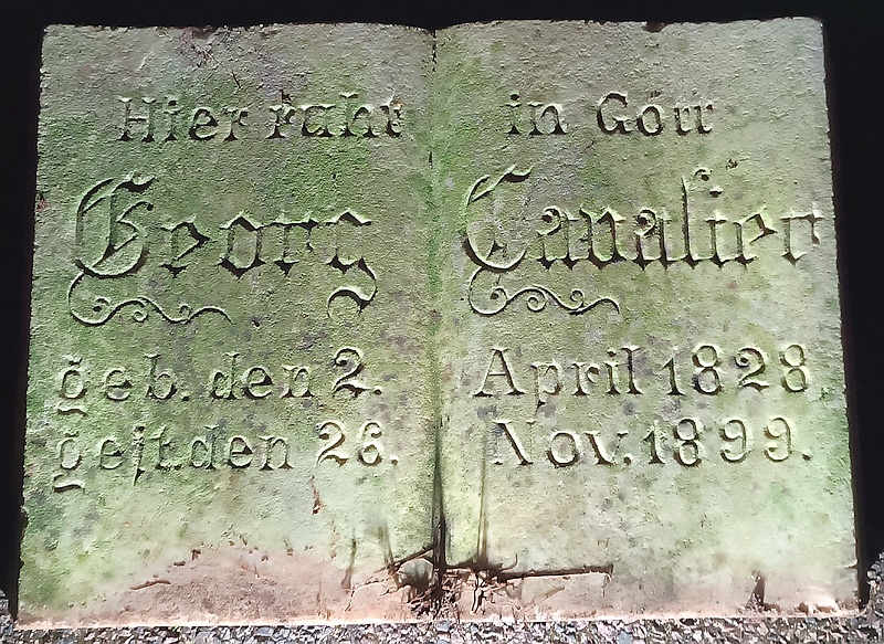 Georg Cavalier - Grabstein Georg Cavalier.jpg